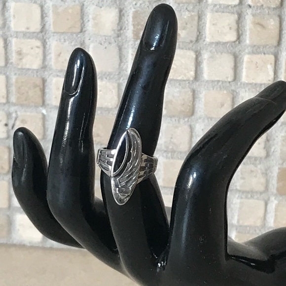 HARLEY DAVIDSON OFFICIAL STERLING SILVER WITH BLACK ONYX INLAY WOMENS RING Sz. 5 - Picture 7 of 12